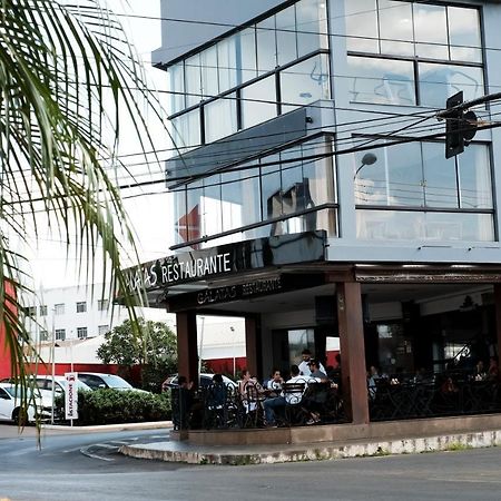 Galatas Central Hotel Patos de Minas Extérieur photo