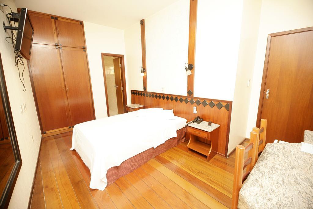 Galatas Central Hotel Patos de Minas Extérieur photo
