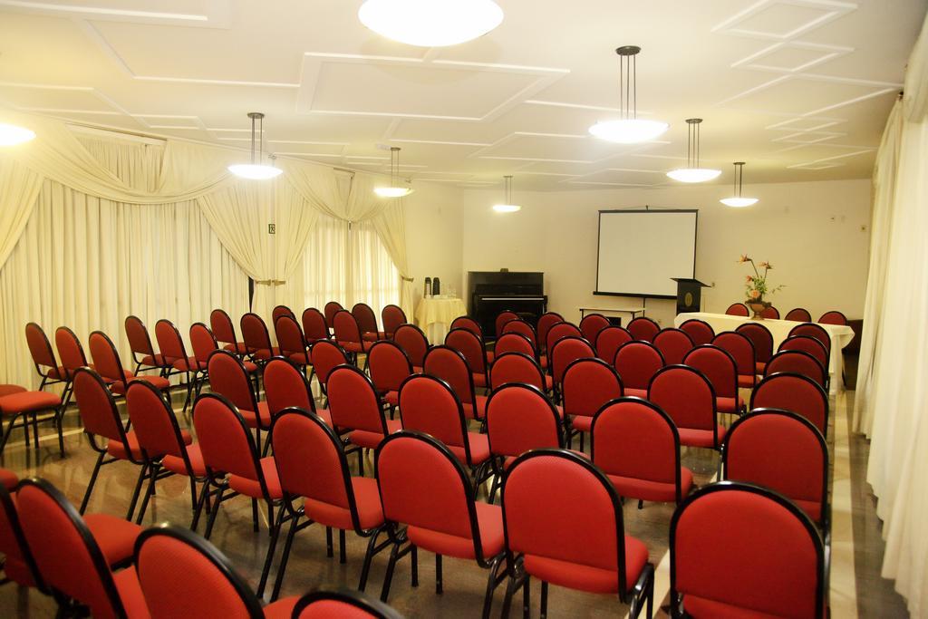 Galatas Central Hotel Patos de Minas Extérieur photo