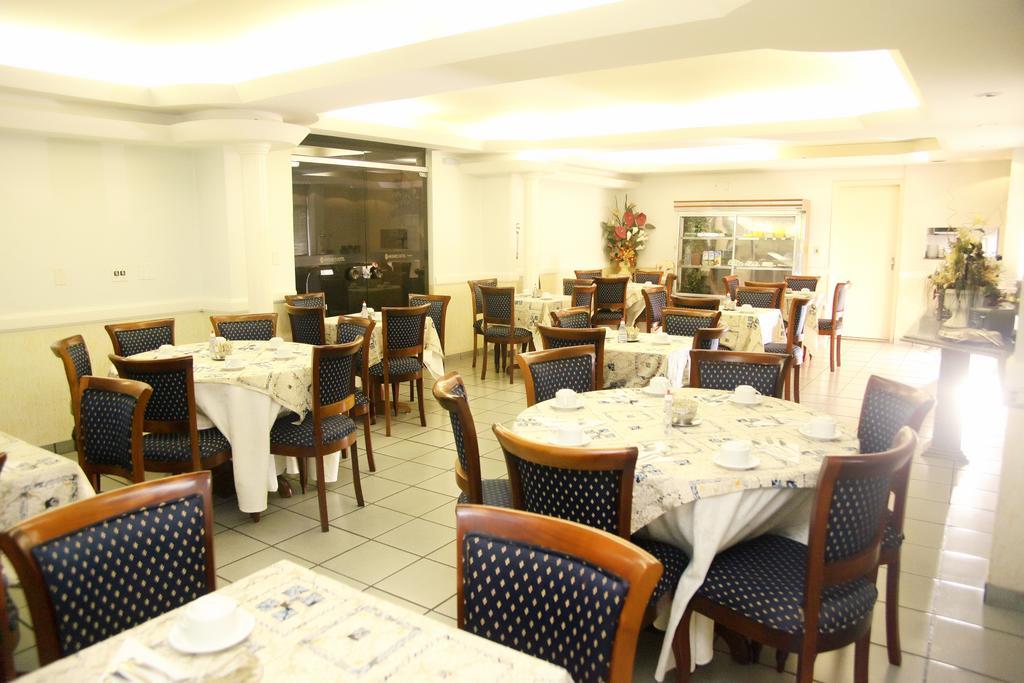 Galatas Central Hotel Patos de Minas Extérieur photo