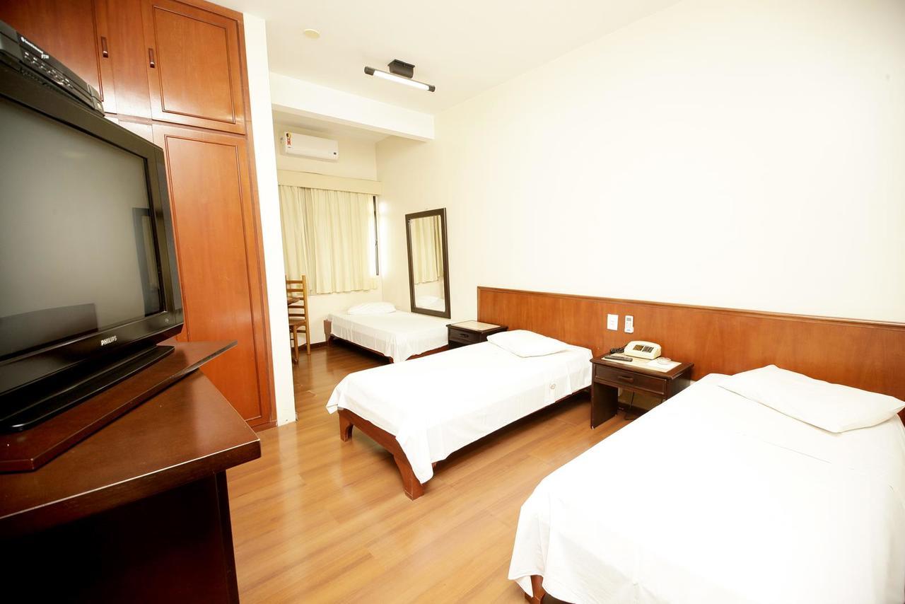 Galatas Central Hotel Patos de Minas Extérieur photo